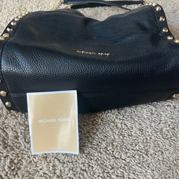 MICHAEL Michael Kors Leather Purse. Perfect Condition! - Picture 3 of 4